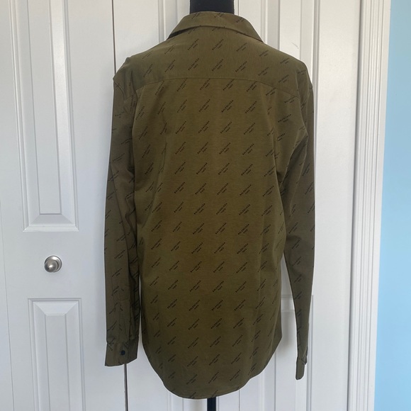 Balenciaga XL Green And Black Logo Button Up Collared Long Sleeve Shirt - Picture 8 of 14